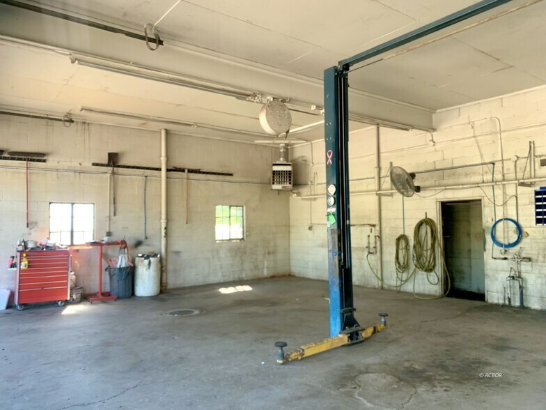 More Photos Of 751 Jackson Pike, Gallipolis Auto Repair For Sale