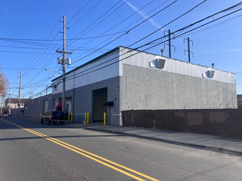 More Photos Of 23-53 Rome St, Newark Warehouse For Lease