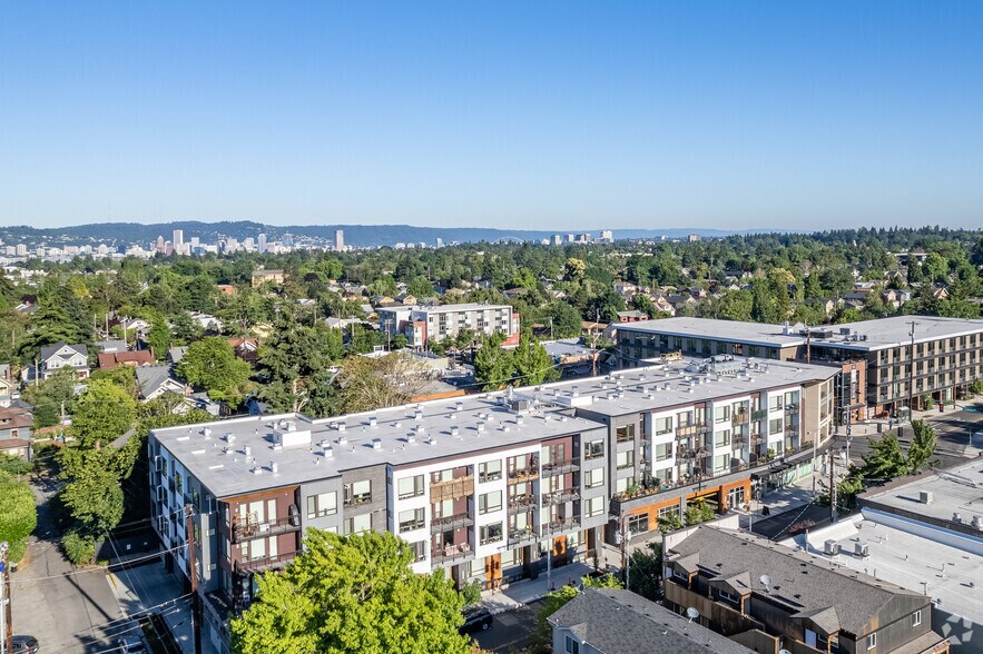 More Photos Of 4990 SE Division St, Portland Apartments For Lease