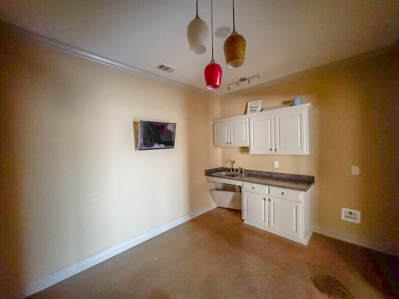 More Photos Of 7141-7151 Colleyville Blvd, Colleyville Medical For Lease