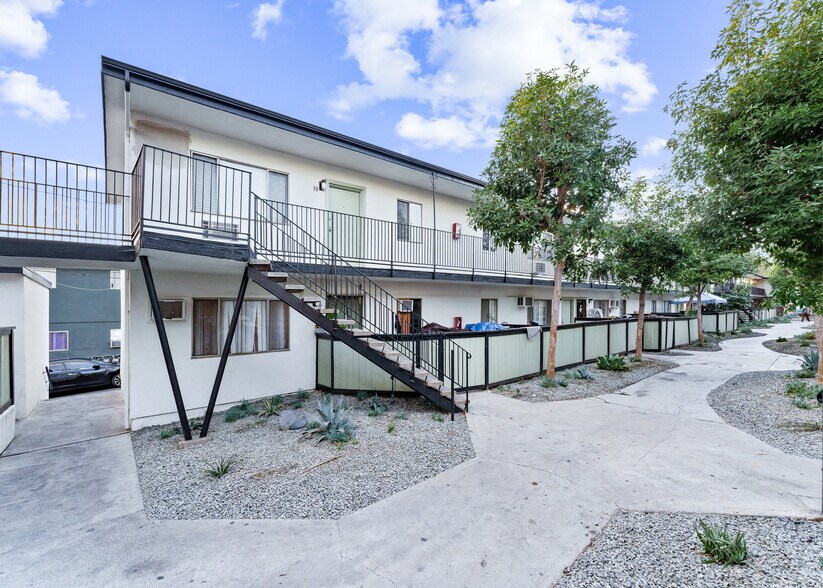 More Photos Of 11500 Colima Rd, Whittier Apartments For Sale