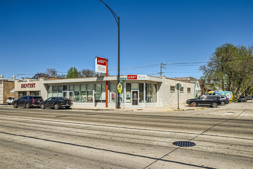 Primary Photo Of 5301 N Harlem Ave, Chicago Freestanding For Sale