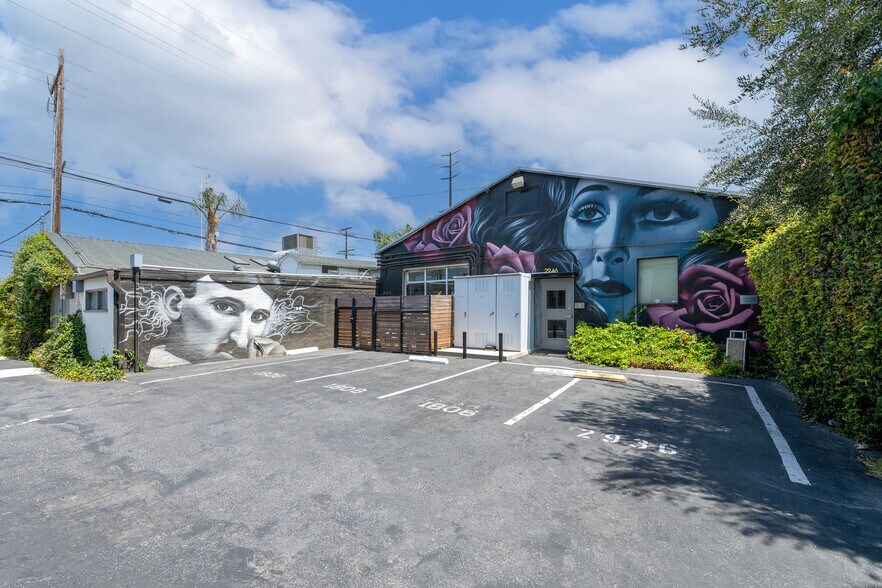 More Photos Of 2928-2950 Nebraska Ave, Santa Monica Loft Creative Space For Lease