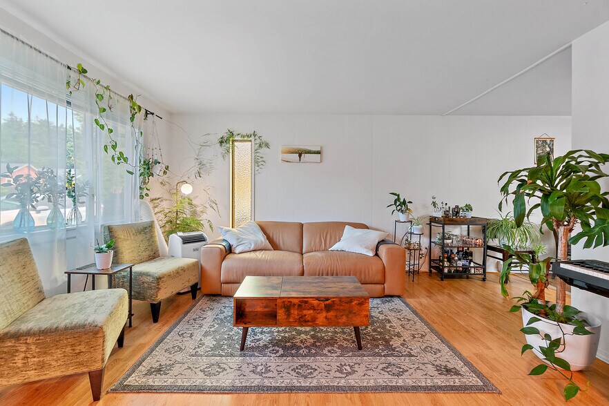 More Photos Of 816-818 SE Nehalem St, Portland Manufactured Housing Mobile Home Park For Sale