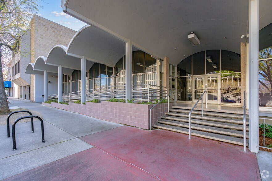 More Photos Of 901 H St, Sacramento Office For Lease