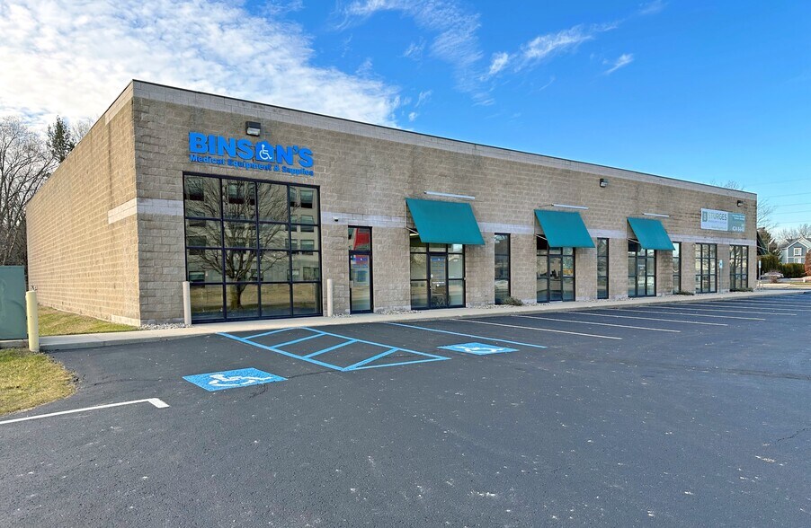 Primary Photo Of 3225 Southview Dr, Elkhart Medical For Sale