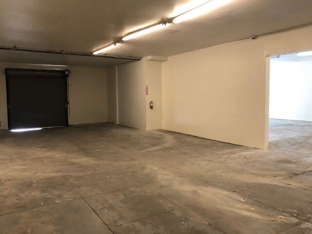 More Photos Of 2400 Webster St, Oakland Freestanding For Lease