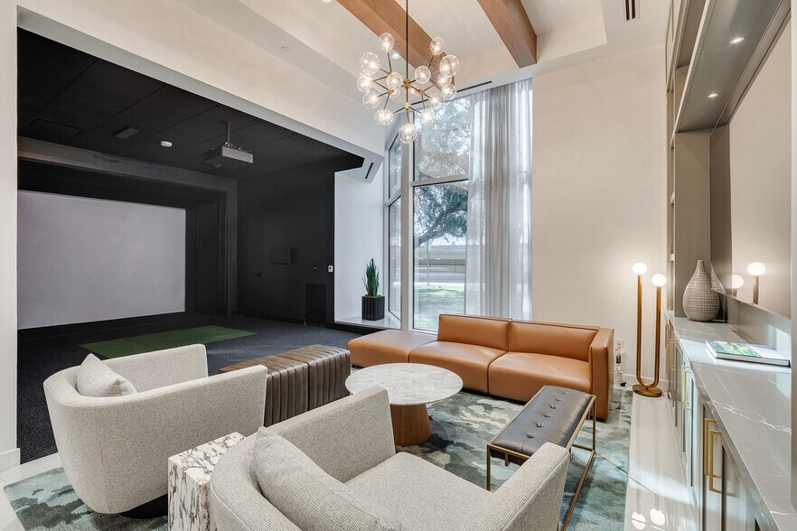 More Photos Of 13155 Noel Rd, Dallas Office For Lease