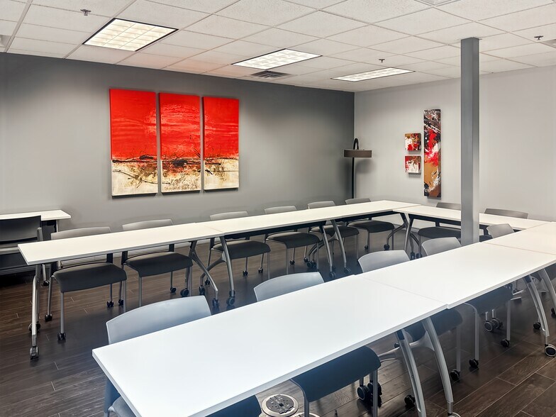 More Photos Of 1350 N Loop 1604 E, San Antonio Coworking Space