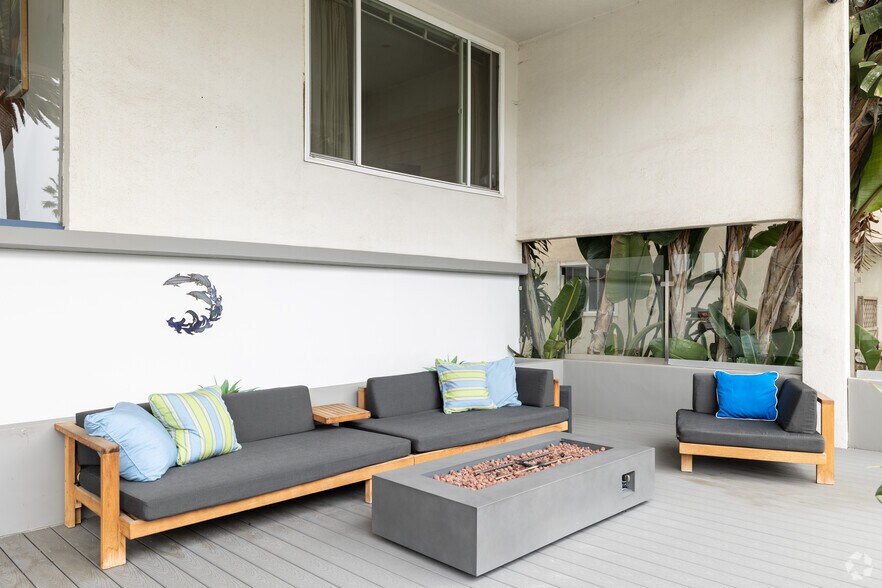 More Photos Of 901 Ocean Ave, Santa Monica Apartments For Sale