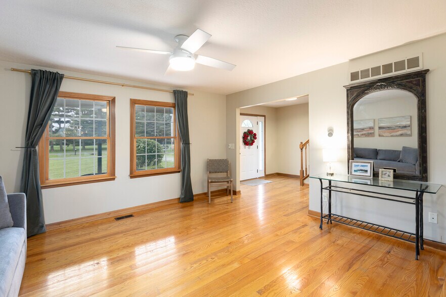 More Photos Of 11578 Duncan Plains Rd, Johnstown Specialty For Sale