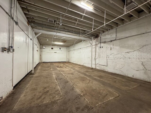 More Photos Of 1137-1141 N Western Ave, Oklahoma City Light Manufacturing For Lease