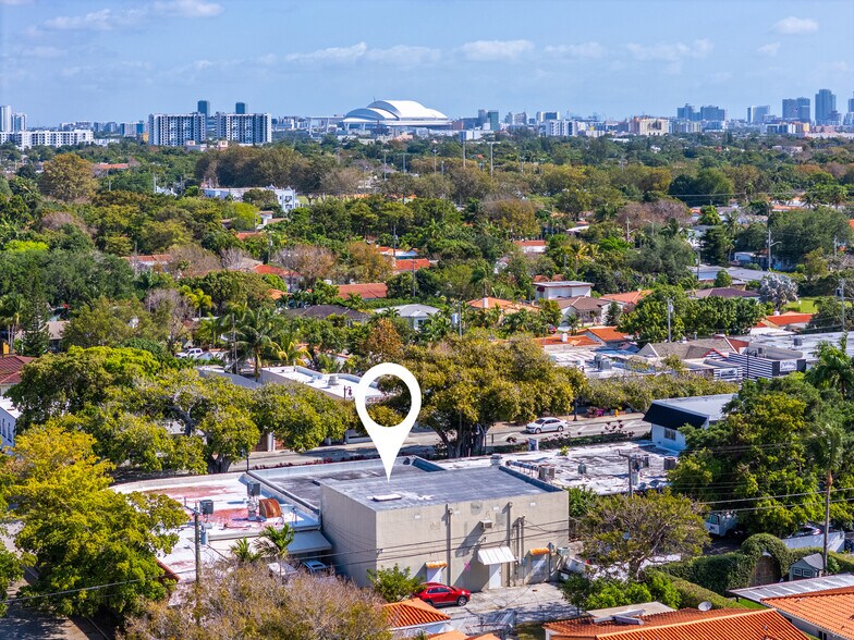 More Photos Of 2292 SW 22nd St, Miami Freestanding For Sale