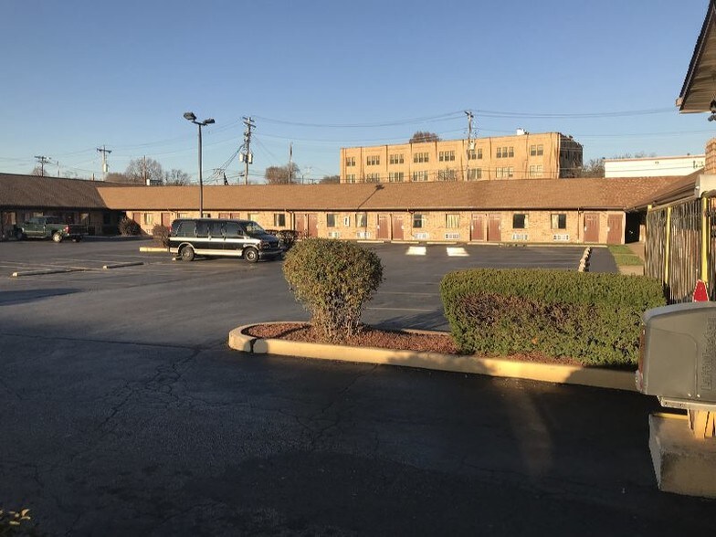 More Photos Of 3607 Hamilton Ave, Saint Louis Hotel For Sale