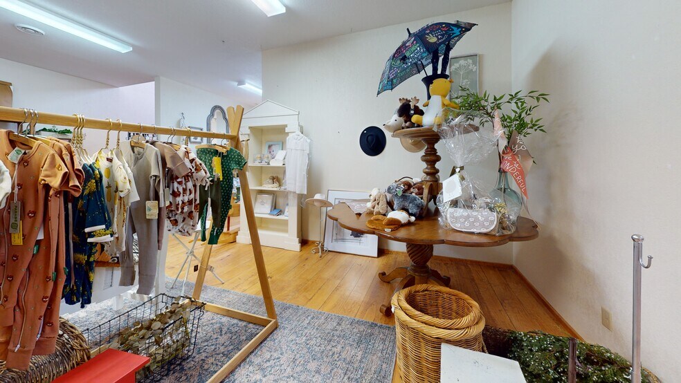 More Photos Of 225 SE 21st St, Grand Rapids Storefront Retail Office For Sale