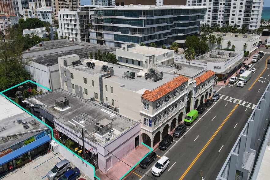 More Photos Of 323 23rd St, Miami Beach Bar For Sale