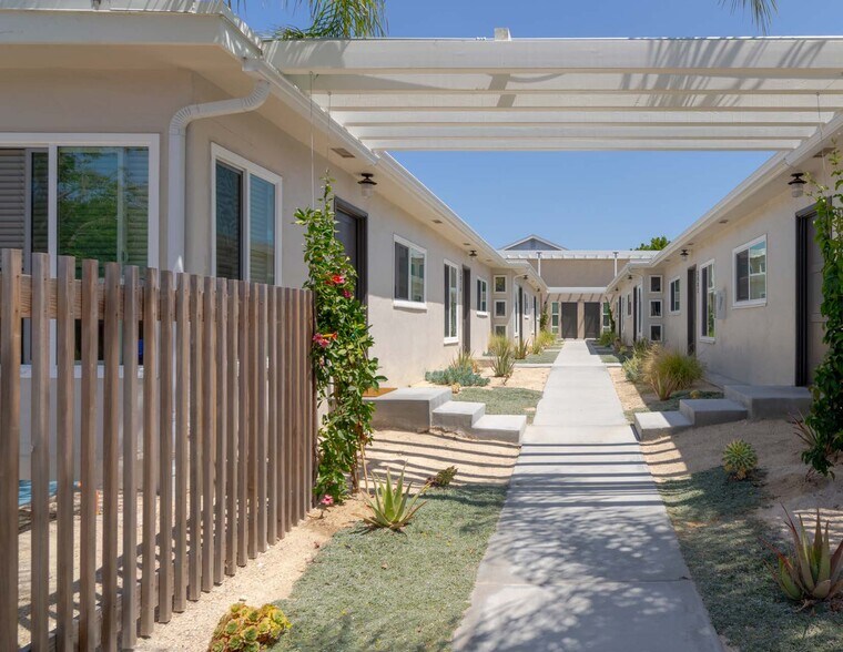 More Photos Of 5074 Madison Ave, San Diego Apartments For Sale