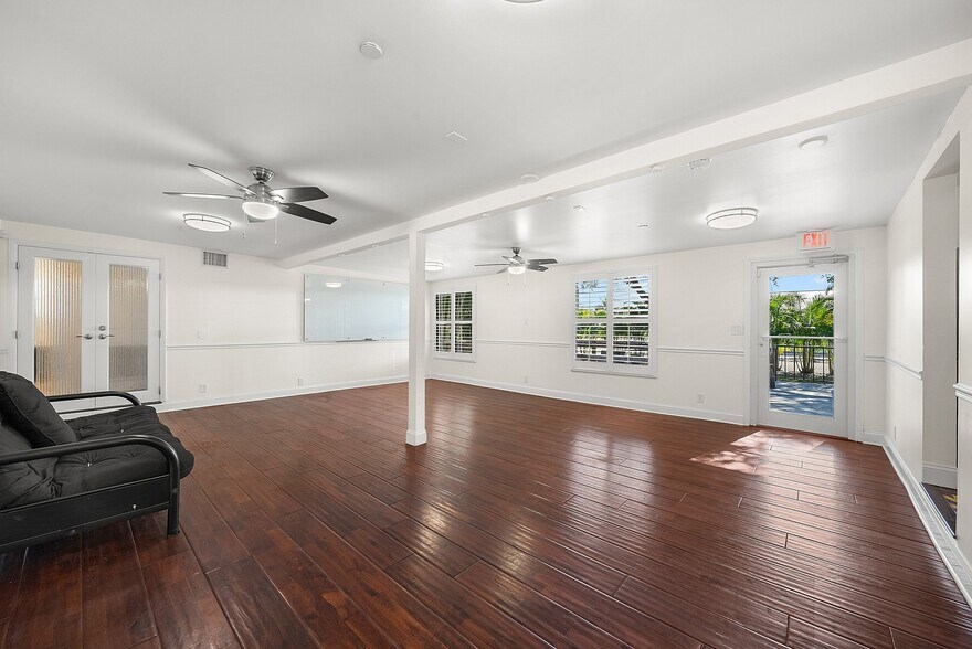 More Photos Of 112 SE 10th St, Delray Beach Office Residential For Lease