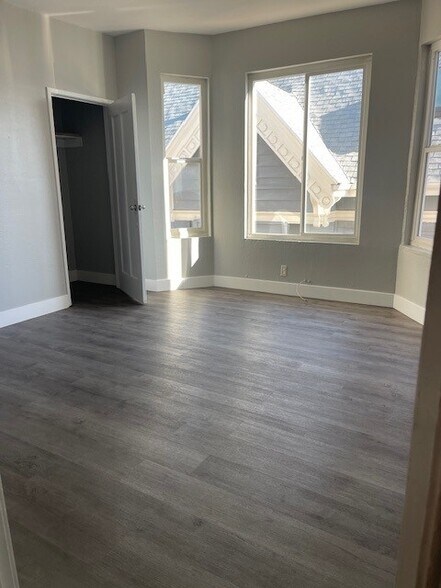 More Photos Of 848 International Blvd, Oakland Apartments For Sale