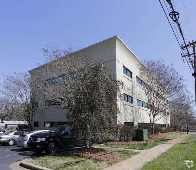 More Photos Of 4000 Park Rd, Charlotte Medical For Lease