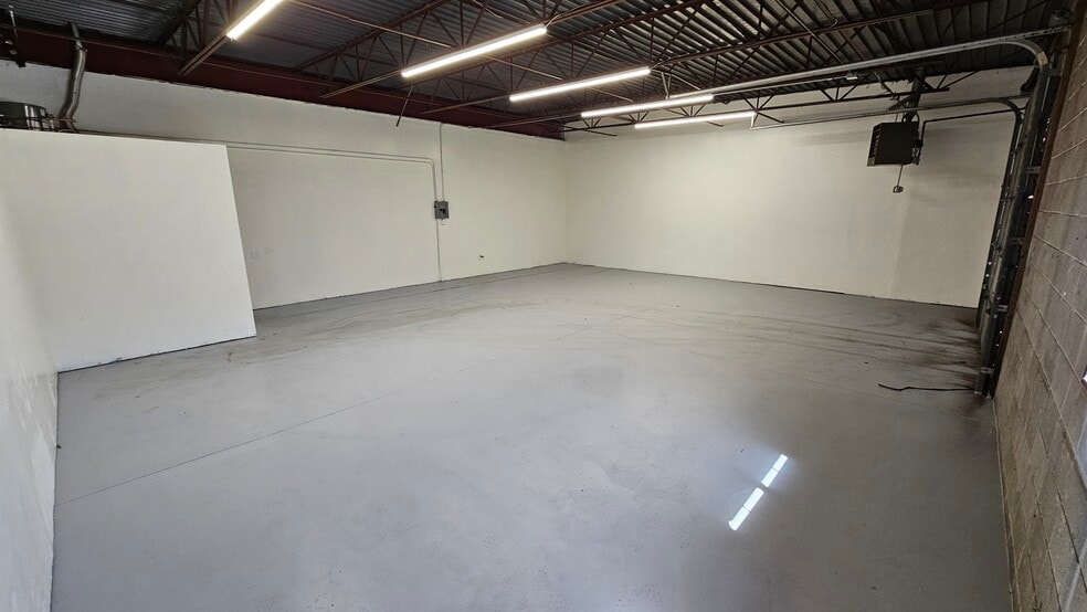 More Photos Of 7000 E 58th Ave, Commerce City Warehouse For Lease