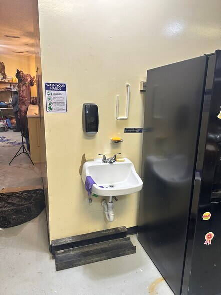 More Photos Of 1030 Dry Branch Rd, Hopkins General Retail For Sale