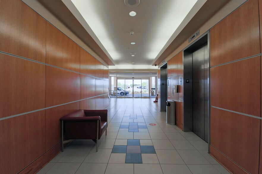 More Photos Of 3270 Joe Battle Blvd, El Paso Medical For Lease