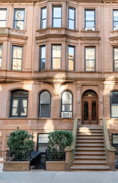Primary Photo Of 28 W 89th St, New York Apartments For Sale