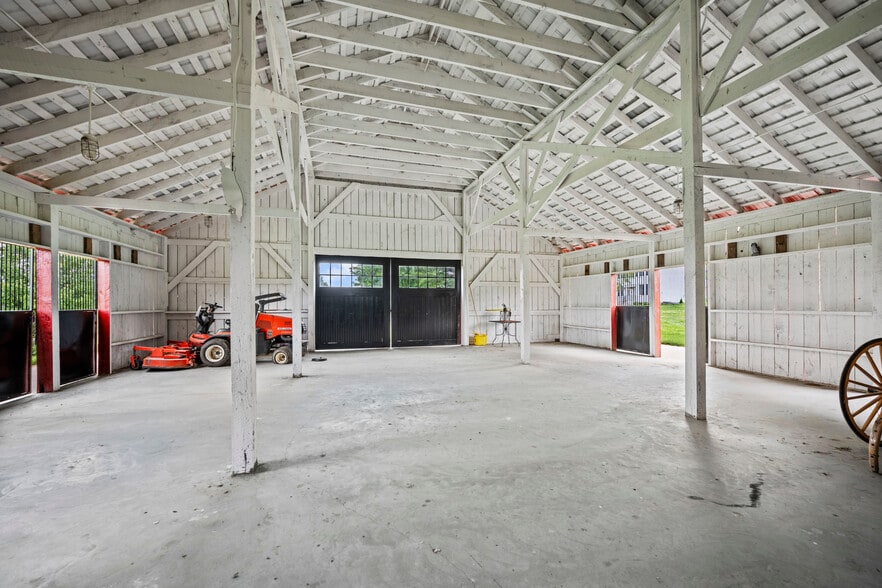 More Photos Of 1975 Georgetown Rd, Paris Lodge Meeting Hall For Sale