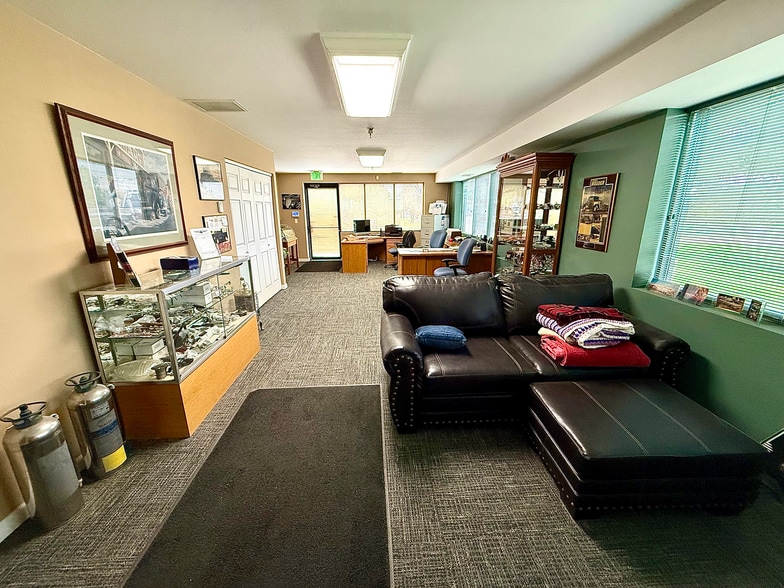 More Photos Of 1750 W 64th Ln, Denver Warehouse For Sale