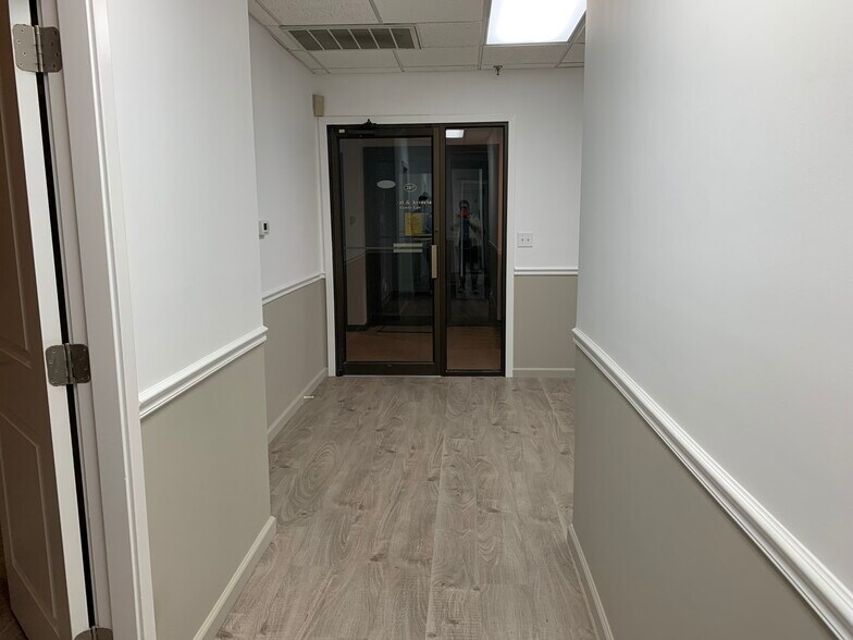 More Photos Of 348-350 Park St, North Reading Office For Lease