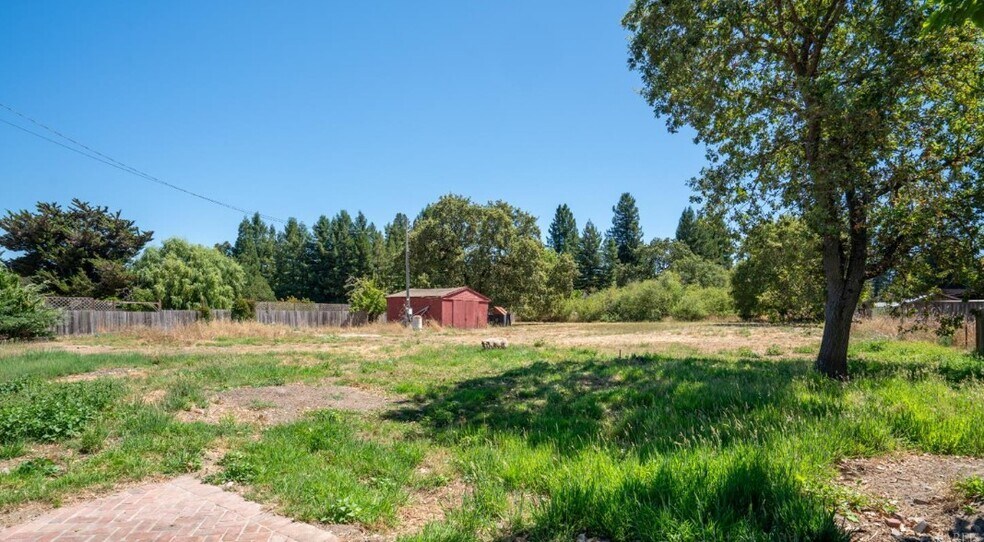More Photos Of 1794 Hwy 116 S 1794 Hwy 116 S, Sebastopol Flex For Sale