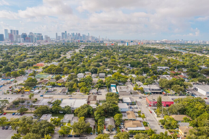 More Photos Of 279 NW 54th St, Miami Flex For Sale