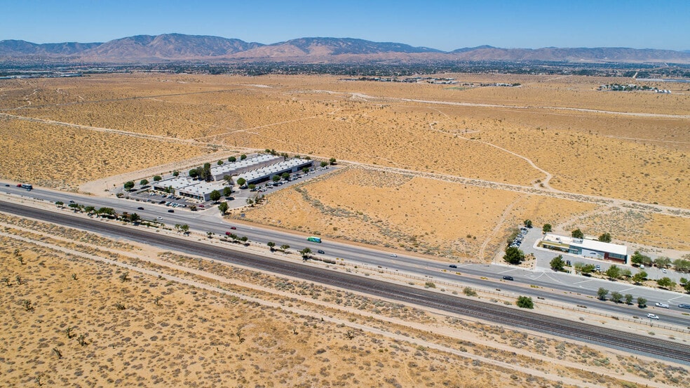 More Photos Of VAC/Sierra Hwy, Palmdale Land For Lease