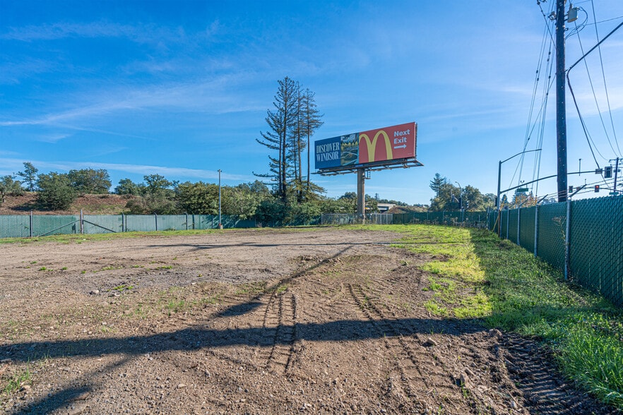 More Photos Of 10342 Old Redwood Hwy, Windsor Warehouse For Sale