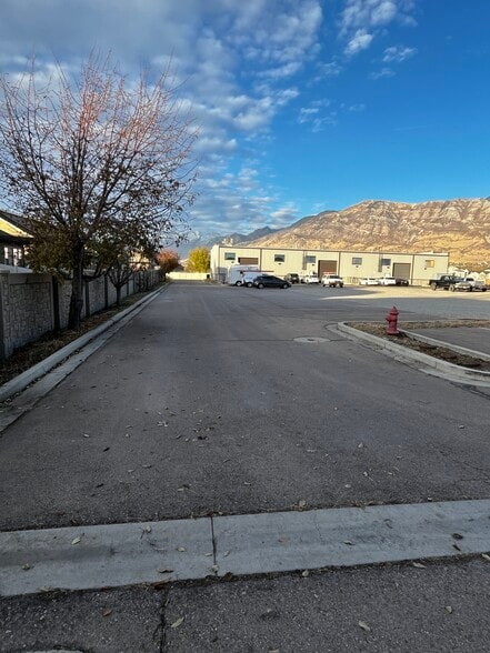 More Photos Of 1491 W 500 N, Lindon Warehouse For Sale