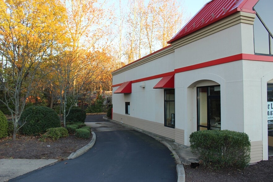 More Photos Of 980 S Main St, Cheshire Fast Food For Lease