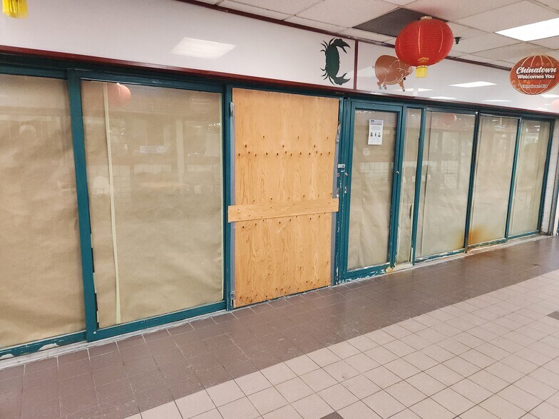 More Photos Of 130-132 3rd Ave SE, Calgary Storefront Retail Office For Sale