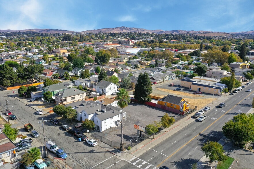 More Photos Of 1706-1708 Sutter St, Vallejo Apartments For Sale
