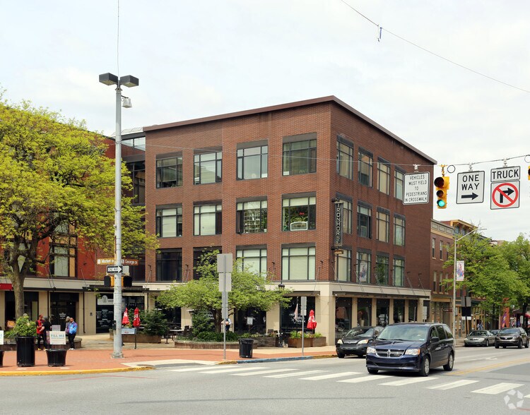 More Photos Of 1 W Market St, York Apartments For Lease