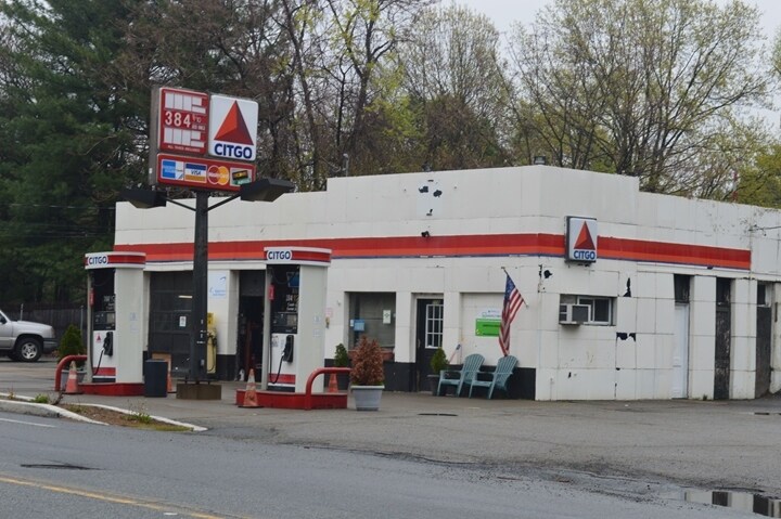 Primary Photo Of 116 N Central Ave, Ramsey Service Station For Lease