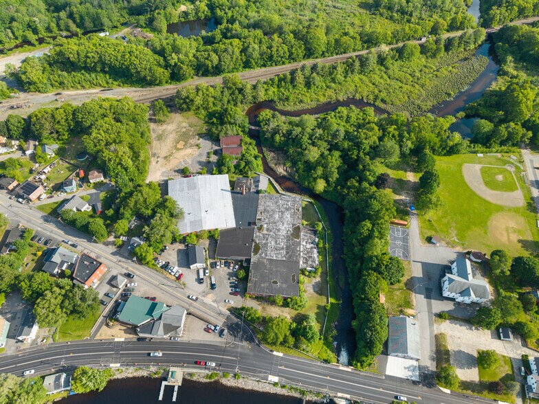 More Photos Of 277 E Main St, East Brookfield Warehouse For Sale