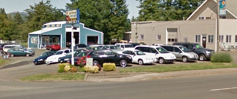 Primary Photo Of 200 Main St, Sweet Home Auto Dealership For Lease