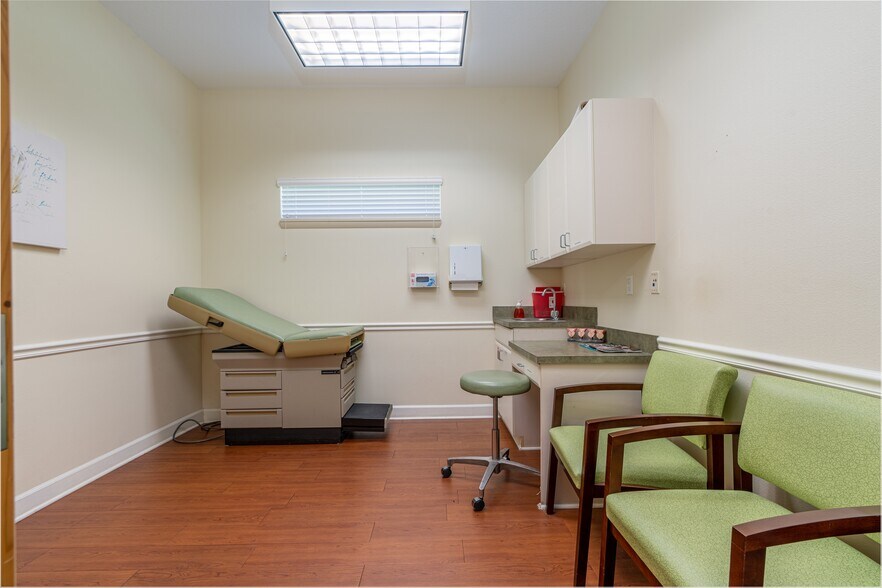 More Photos Of 1630 SE 18th St, Ocala Medical For Lease