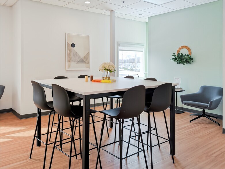 More Photos Of 2564 US Highway 1, Lawrence Township Cumberland Coworking Space