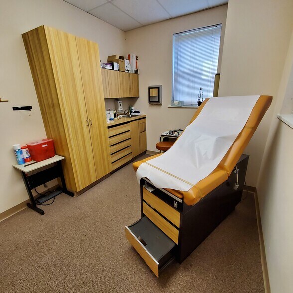 More Photos Of 70 Park St, Montclair Medical For Lease