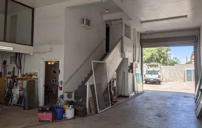 More Photos Of 1545 N McQueen Rd, Gilbert Warehouse For Sale