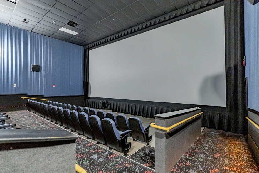 More Photos Of 250 Breighton Cir, Shelbyville Movie Theatre For Sale