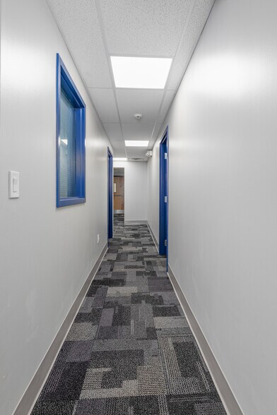 More Photos Of 411 Commerce Ln, West Berlin Medical For Sale