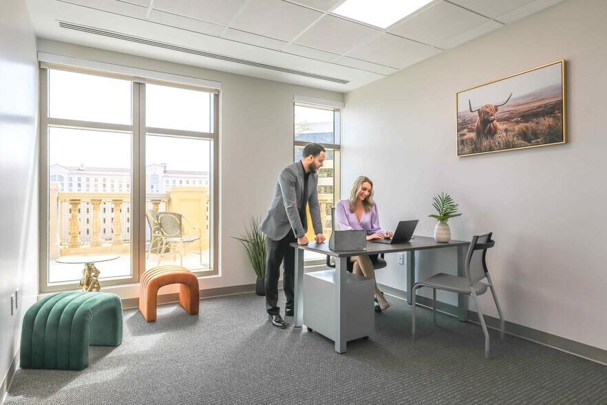 More Photos Of 121 Alhambra Plz, Coral Gables Coworking Space